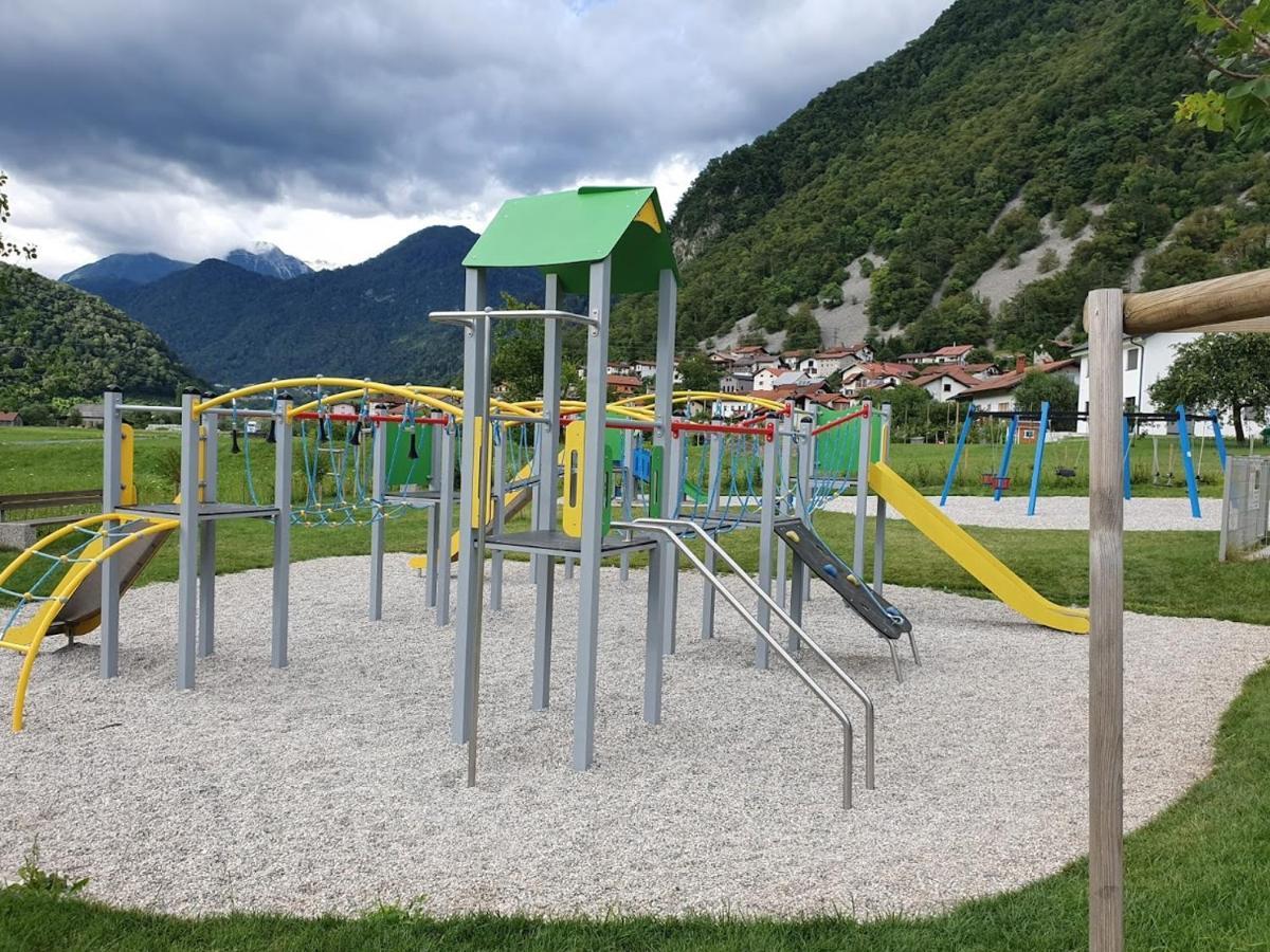 Apartma Maell 1 Most na Soči Eksteriør bilde